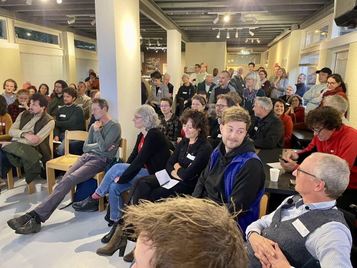 20241212UBC Te Gast Fietshub- download linkedin-volle zaal 2