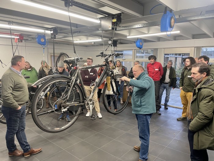20241212UBC Te Gast Fietshub-download linkedin- tweewieleracademie citytdeal fietsen