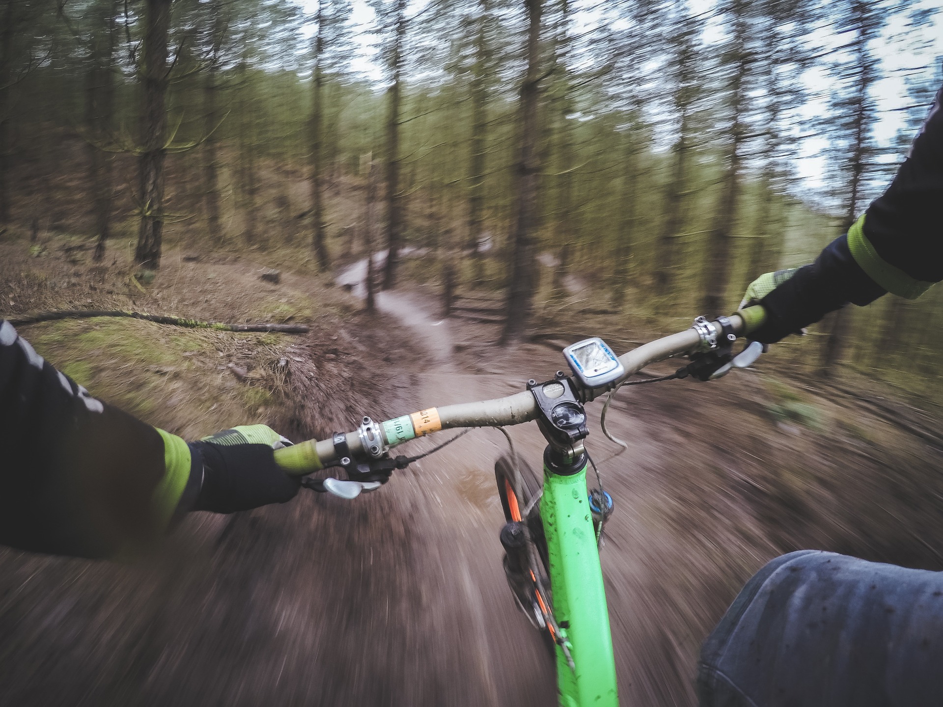 mountain-biking.jpg mountain-biking.jpg