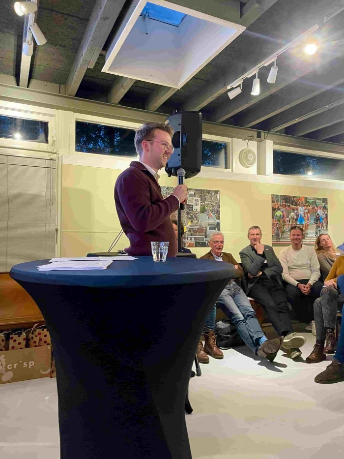 20241212Pitch Emito zero-emission mobility app Patrick Hülkenberg-IMG_0840-145kb