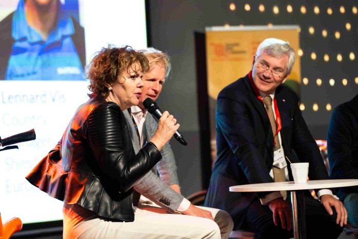 2024 UBC bij Jaarbeurs51 paneldiscussi Ingrid Thijssen-151kb