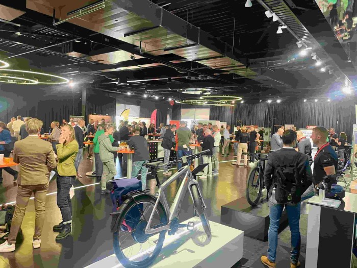 IMG_9737 ubc te gast rom jaarbeurs 3 okt 2024 expo borrel 132kb